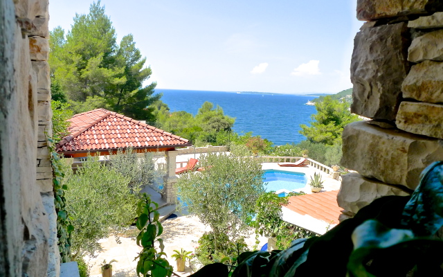 Stone House Poplat Villa
