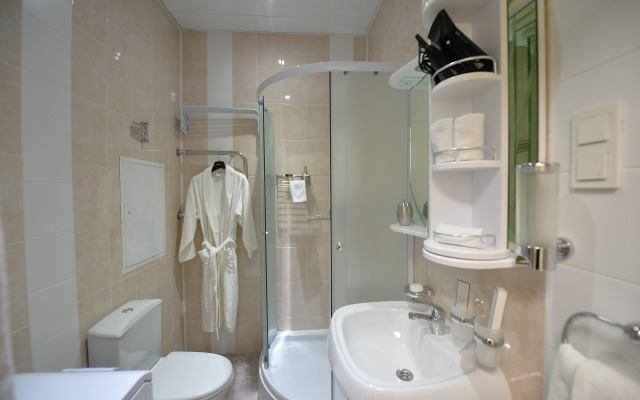 Апартаменты Необыкновенный дом 4