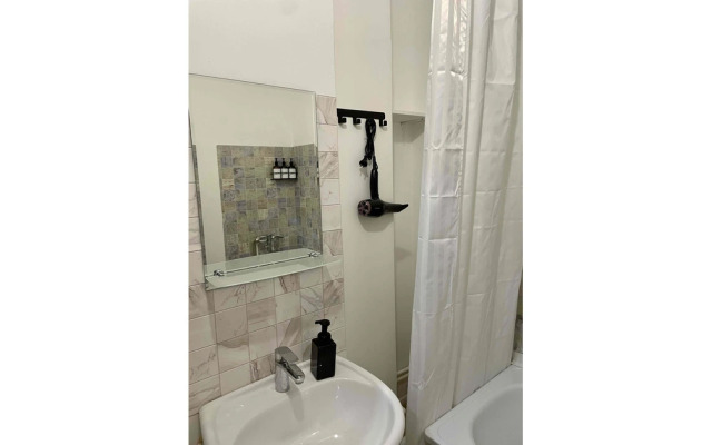 Апартаменты на набережной Ярыгинская 19А