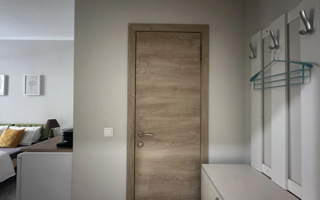 Апартаменты VeraLand на Заслонова Студия в тихом центре N4