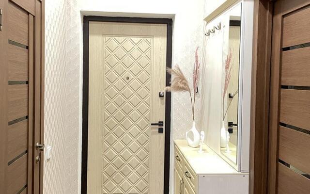 Expo Boulevard 213 Flat