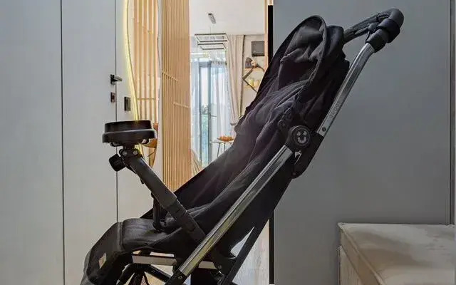 Na Yasnogorskoy Ulitse 16/2k7 Apartment