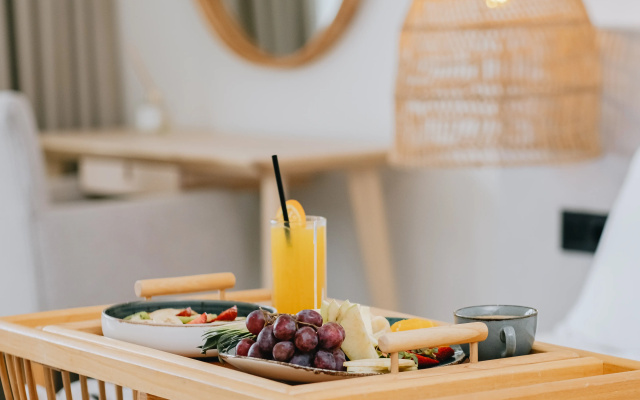 Raw Beach Hotel - Image 6