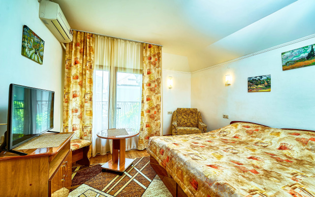 Kryimskaya 50 Guest House