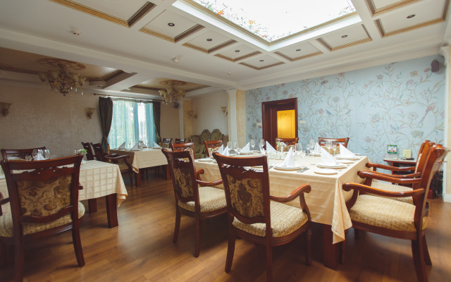 Piramid Hotel