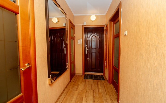 S komfortom Yesenina 9 Apartments