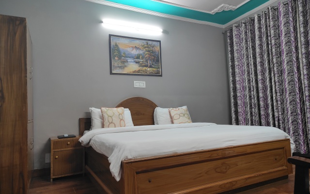 Snow Crest Inn Hotel