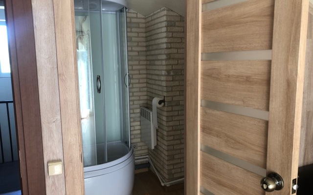 Uspenka Guest House