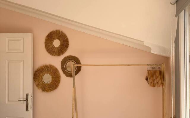 Bolshaya ryadom s Morem Flat