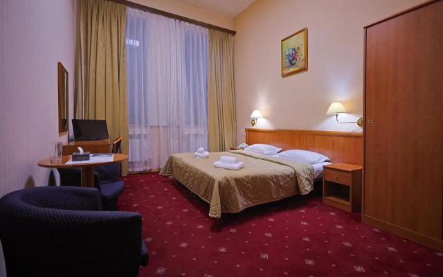 Araks Hotel Complex