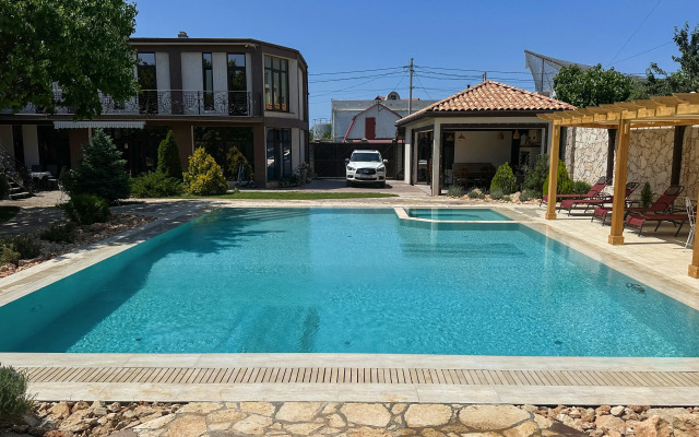 Beryozka Yug Mini Hotel