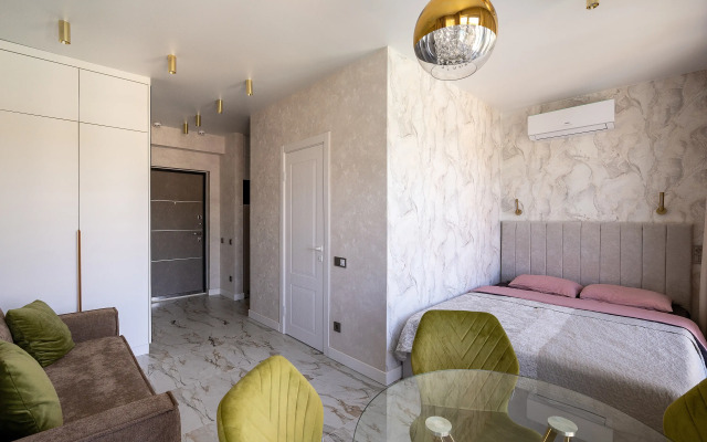 Studiya S Basseynom I Vidom Na Gory Apartments