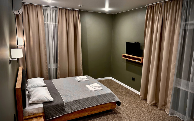 Cremant Hotel