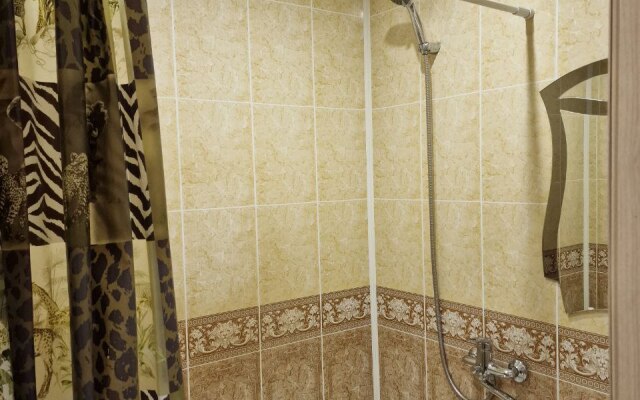 Апартаменты Яр-сутки на улице Городской Вал 5