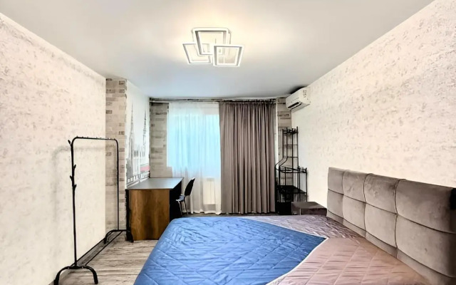2-Kh Komnatnaya v Komfortnom Zhk Flat