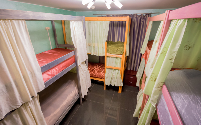 Ratsional Pyatnitskoe Hostel