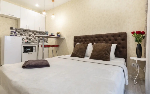 Апартаменты Prince Apartments на ПроспектеСтроителей 18 (186)