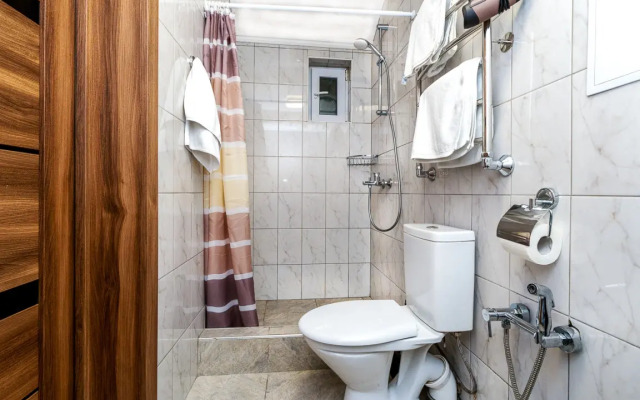 2 Gosti-24 Na Krymskoy Apartment