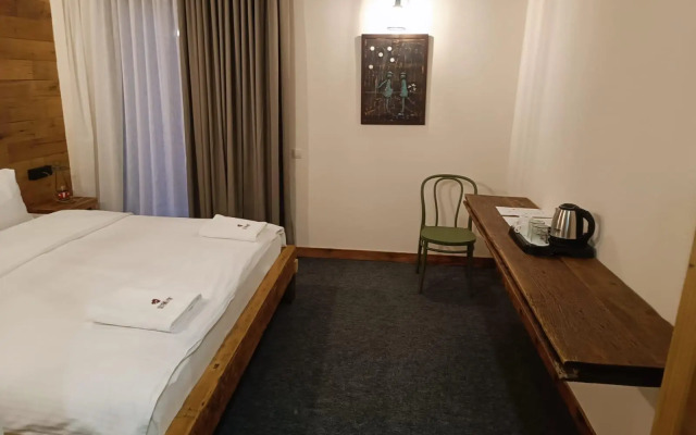 Отель Sazano Wine Cellar