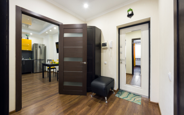 Raidas na Oranzhereynoy 21-1 Flat