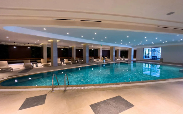 Qoople Azura World S 16 Apartments