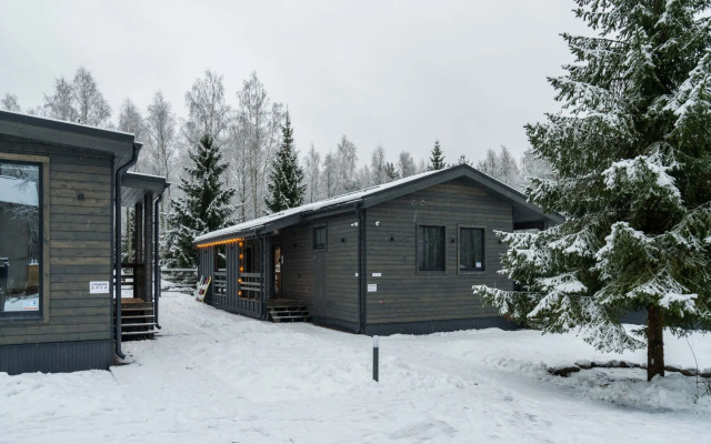 The Datcha V Derevne Svetloye Guest House