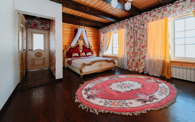 Гостевой Дом Замок в Лесу Пушкинские Горы