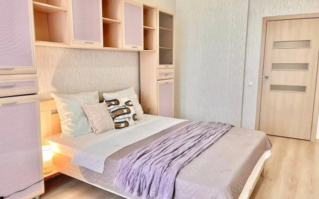 Apartamentyi Revolyutsii 52B 135