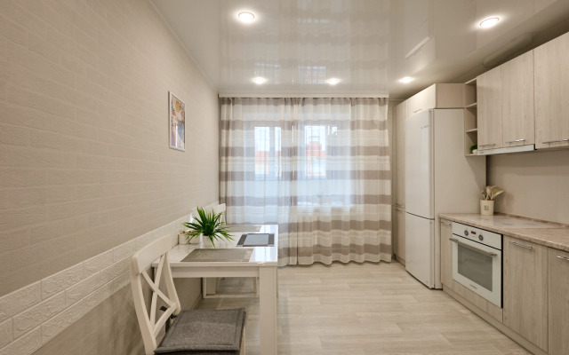 prostornaya i uyutnaya v epicentre zhizni Zasheksninskogo rajona Flat