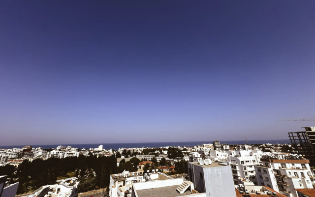 Dorana Art Hotel