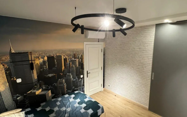 Villa V Zakrytom Poselke S Plyazhem