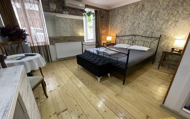Winetorium Mini-Hotel