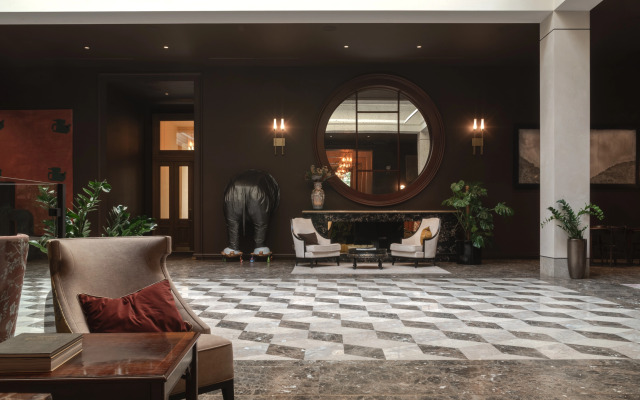 Hotel Hovard Club