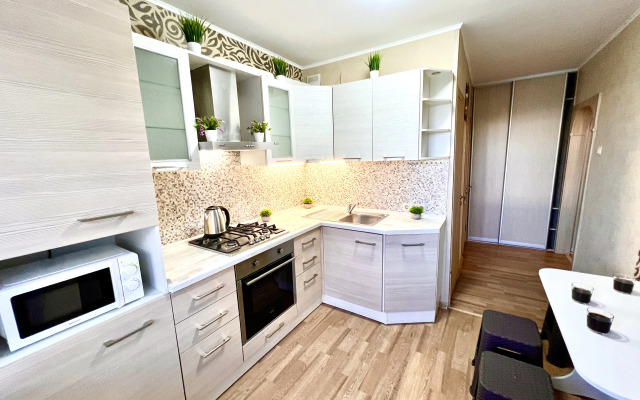 Uyutnaya Dvushka Na Novo-Vokzalnoy 257a Flat