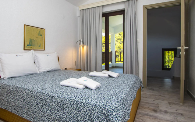 Lorenia Sea Side Elani Villa