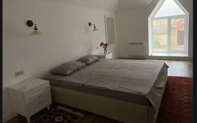 Квартира на Просвящения 27