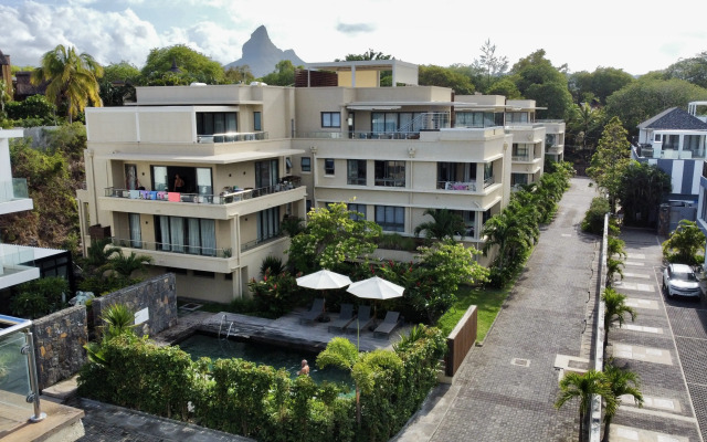 Ocean Legend Apartments
