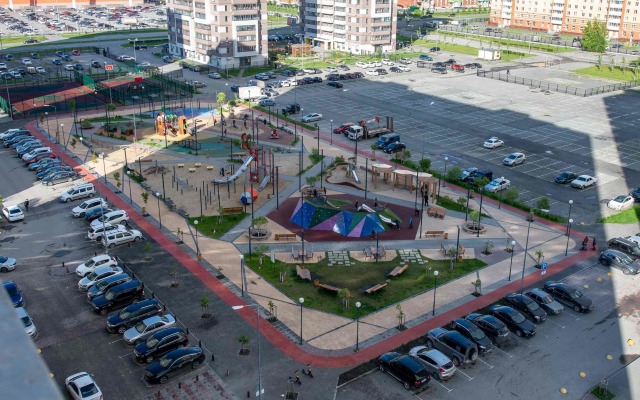 Topaz, Zakrytyy Dvor, Ryadom TTS Kristall Apartments