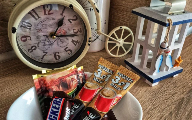 Апартаменты Двухкомнатные уютные аппартаменты на 2м этаже возле моря