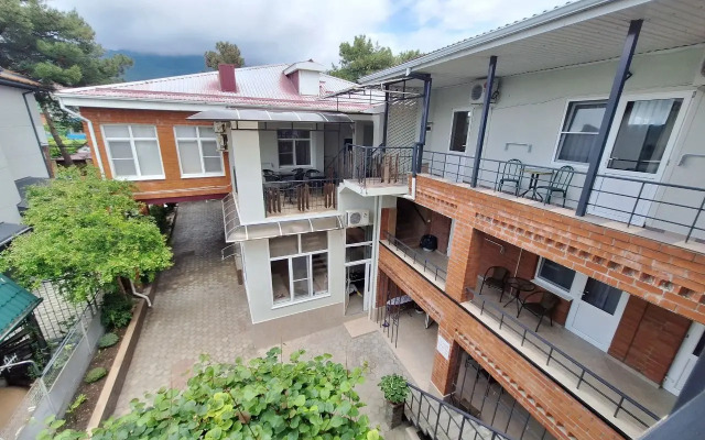 Guest house Tsitrus