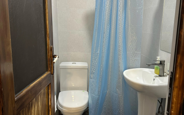 U Ashota Guest house