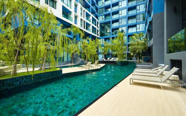 Acqua Apartments