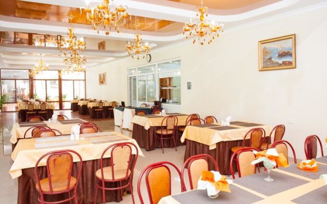 Seyt-Nebi Hotel