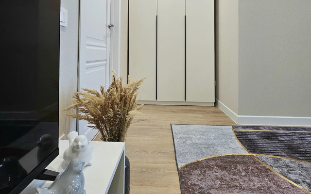 Golosova 32 Flat
