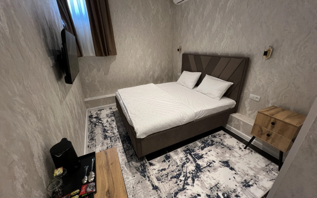 Petit Hostel