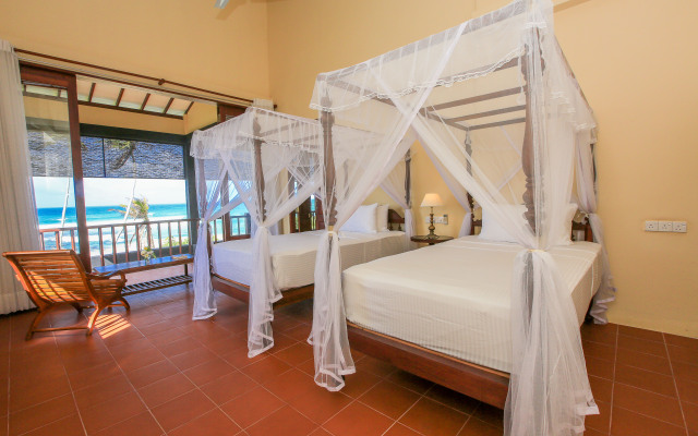 South Point Ocean 8 bedroom beach front Villa