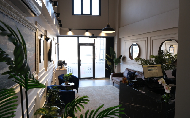 Loft Plus Hotel