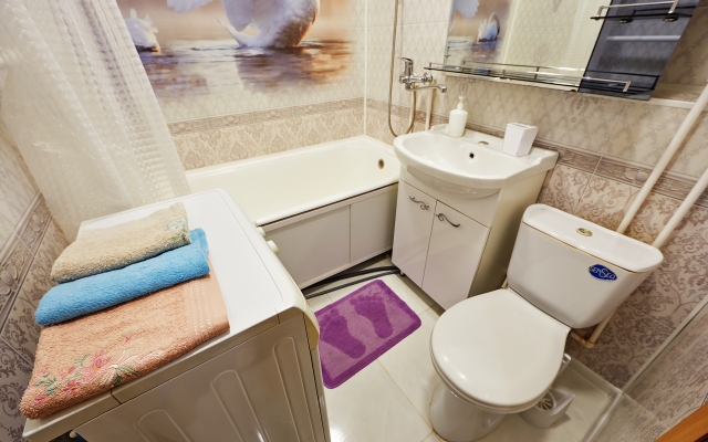 Квартира двухкомнатная в Центре Ленинского Дзержинского 90