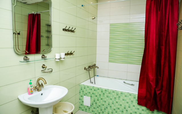 Апартаменты КвартОтель на М.Горького 85Б 5