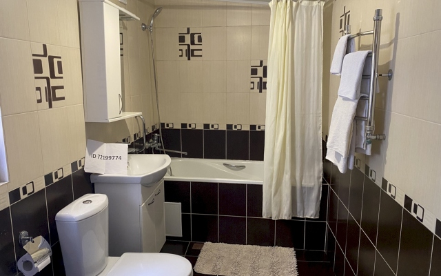 Частный Дом 015 Октябрьская, 28